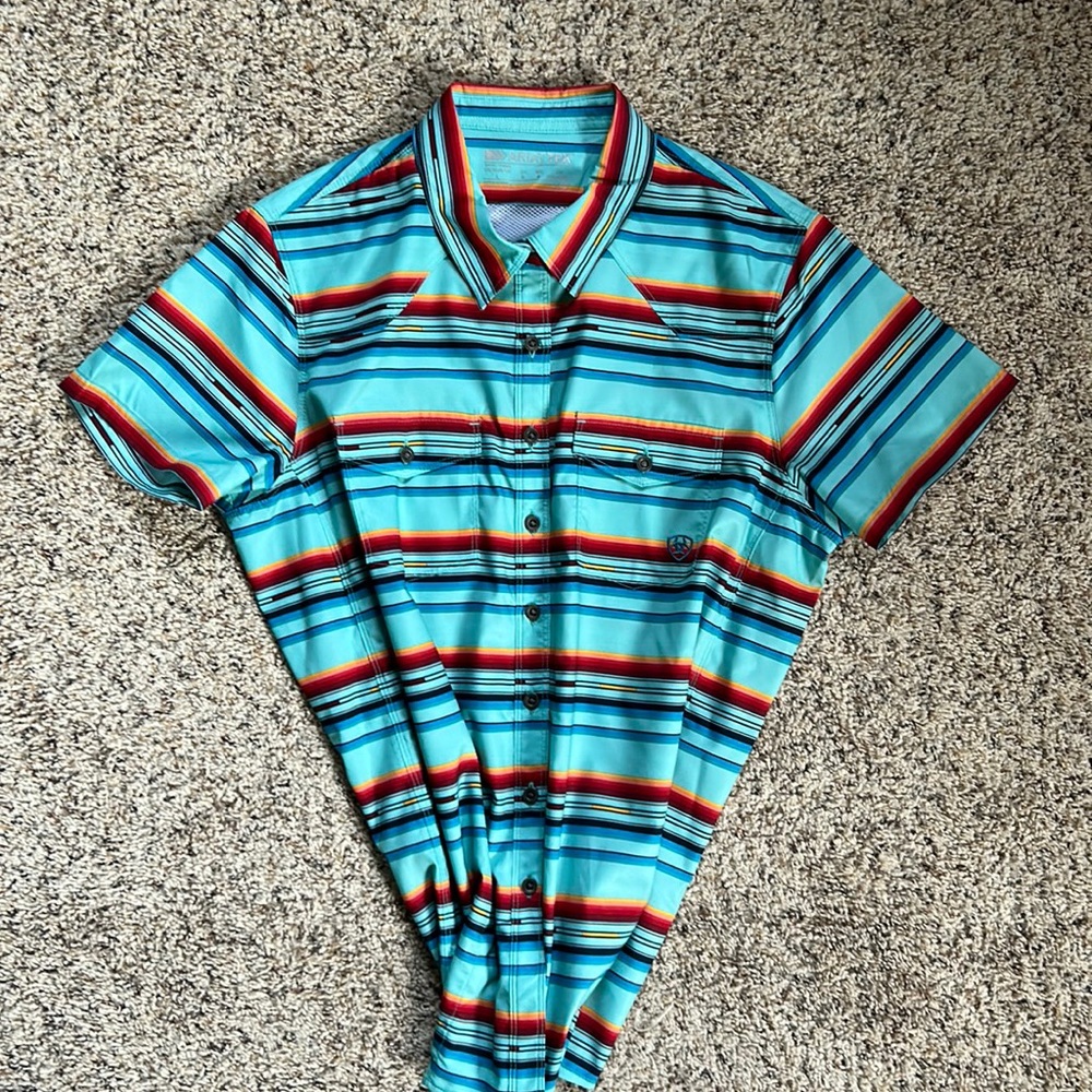 Like New Ladies Ariat Venttek Shirt